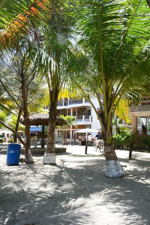 Hotel Sherwood 特拉 外观 照片